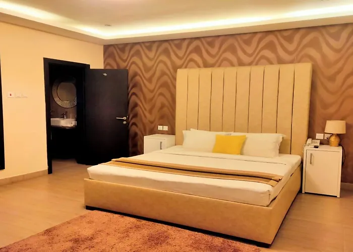 The Cabin Hotel